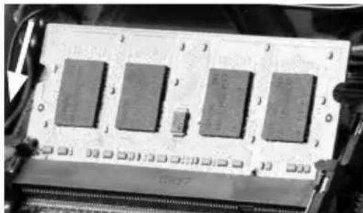 Zotac ZBOXHD-ID40-PLUS-U - Installing a memory module - 1
