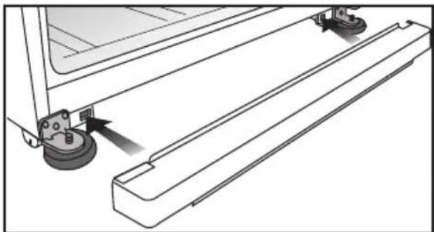 BEKO DN155220DM - Installation du cache de ventilation inférieur - 1