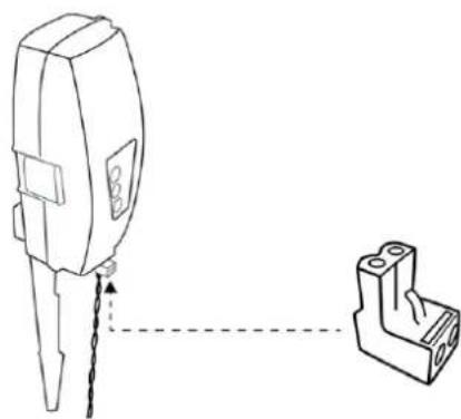 Technical line drawing of a mechanical component with a dashed alignment line (no text or symbols)