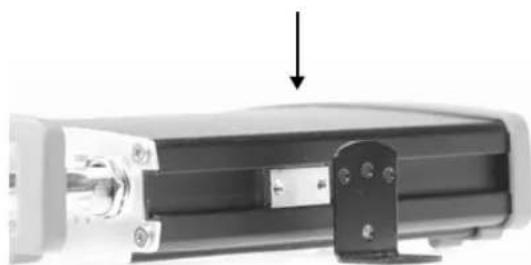 Line/Mic In & Line Out (solo 241QA) Pulsante di controllo Input video (x4) LINE/Mic IN LINE OUT VIDEO AXIS 750 ON STATUS VIDEO NETWORK POWER Interruttori DIP Spia di alimentazione, Indicatore di stato e di rete