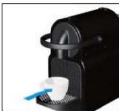 NESPRESSO Inissia D40 - COFFEE PREPARATION/ PREPARATION DU CAFE - 9