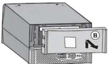 EATON Evolution 1150 Tower - Smontaggio del modulo batteria - 4