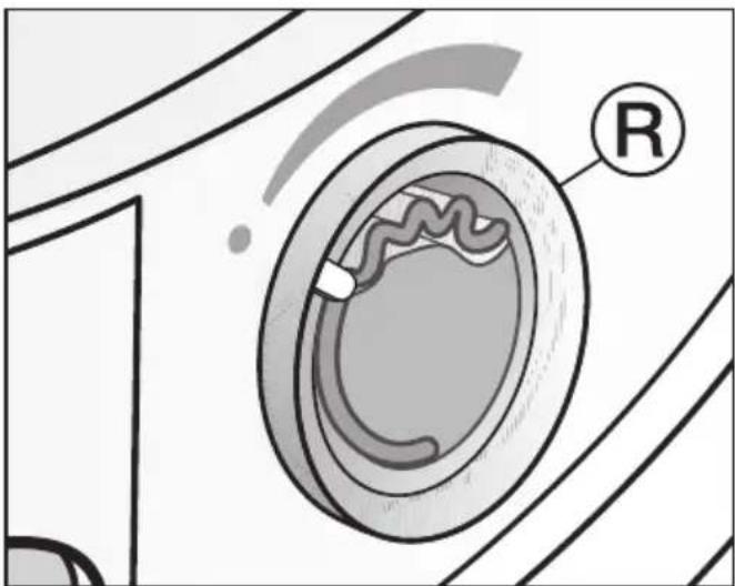 MIELE TKG 600-40 WP CH - Insertion du flacon de parfum - 5