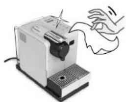 DELONGHI Nespresso Lattissima Touch - ONTKALKEN/ΑΦΑΙΡΕΣΗ ΚΑΘΑΛΑΤΩΣΕΩΝ - 7