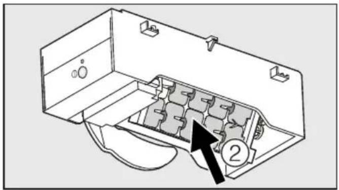 MIELE KWTN 14826 SDE ed/cs-2 - Nettoyage du bac à glaçons - 2