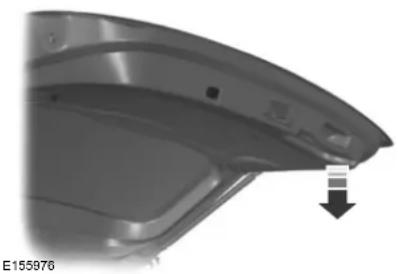 Lincoln MKC (2015) - Closing the Liftgate - 1
