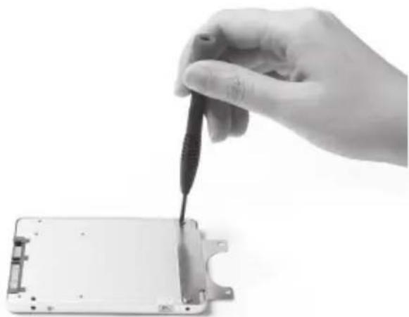 Zotac ZBOX CI521 nano - Installing a hard disk - 3
