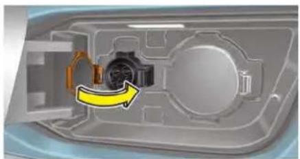 KIA Soul EV (2015) - CAUTION - Disconnecting charging plug - 1