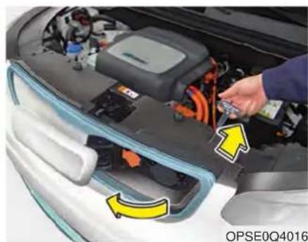 KIA Soul EV (2015) - CHARGING ELECTRIC VEHICLE (QUICK CHARGE) - 1