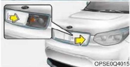 KIA Soul EV (2015) - CAUTION - Disconnecting charging plug - 2