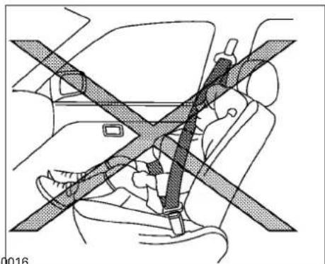 NISSAN NV2500 HD (2016) - PRECAUTIONSONSEATBELT USAGE - 3