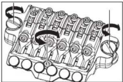 Technical line drawing of an internal combustion engine cylinder (no text or labels)