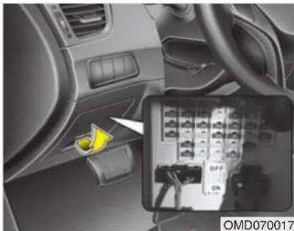 HYUNDAI Elantra (2012) - \* REMARQUE - 1