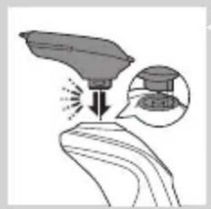 PHILIPS SHAVER Series 7000 S7710 - Removing or attaching the click-on attachments - 5