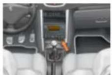 PEUGEOT 207 CC (2011) - UTILISER L'ENTRÉE AUXILIAIRE (AUX) - 1
