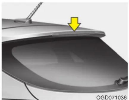 HYUNDAI Elantra GT (2016) - \* AVIS - 1
