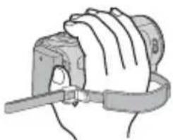JVC Everio GZ-E305SE - Regolazione della cinghia dell'impugnatura - 2