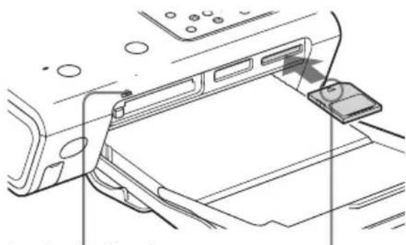 SONY DPP-FP50 - Insertion d'une carte SD - 1