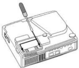 HITACHI CPS225W - Vervangen van de lamp - 1