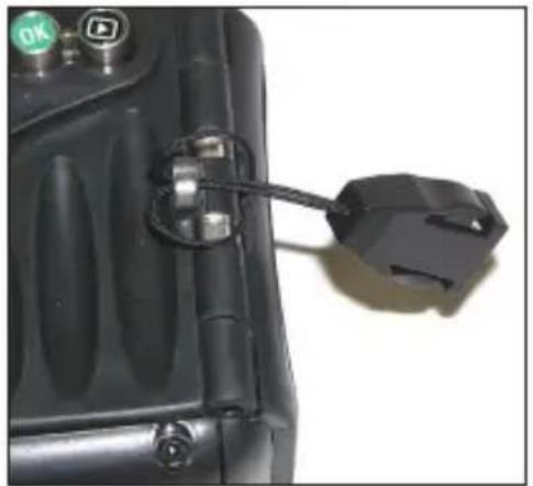 SEALIFE ReefMaster Mini SL320 - Attaching the Camera Strap - 1