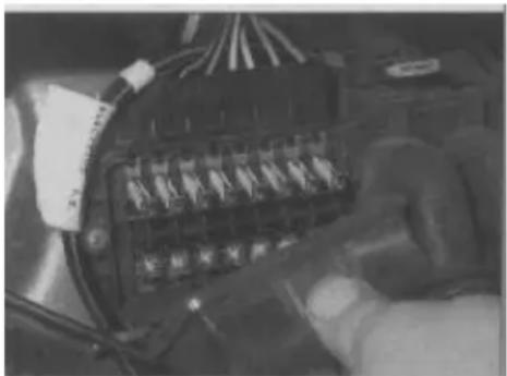VOLKSWAGEN Polo (1990) - Main fuses - 1