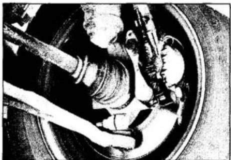 VOLKSWAGEN Polo (1990) - Identifying leaks - 5