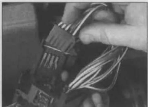 VOLKSWAGEN Polo (1990) - Facia-mounted switches - 3