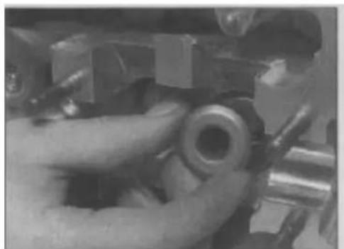 VOLKSWAGEN Polo (1990) - Reassembly - 8