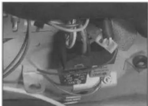VOLKSWAGEN Polo (1990) - Main fuses - 2