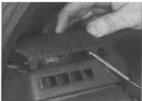 VOLKSWAGEN Polo (1990) - Heated seat switches - 1