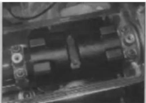 VOLKSWAGEN Polo (1990) - Camshaft cover gasket - renewal - 3