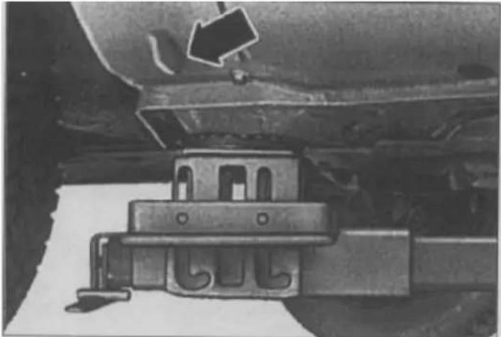 VOLKSWAGEN Polo (1990) - Jacking and vehicle support REF.5 - 1