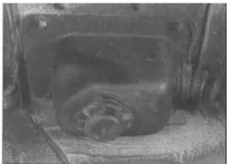 VOLKSWAGEN Polo (1990) - Drive flange oil seals - renewal - 2