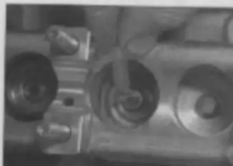 VOLKSWAGEN Polo (1990) - Reassembly - 4