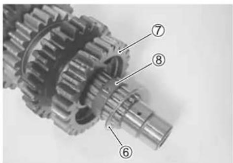 Technical diagram of a mechanical gear assembly with numbered parts labeled 6, 7, and 8
