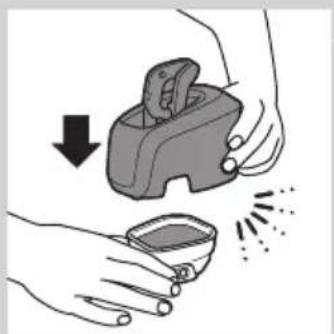 PHILIPS SensoTouch 2D RQ1150 - Preparing the Jet Clean System for use - 3
