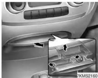 KIA Sportage (2009) - AVIS - 1