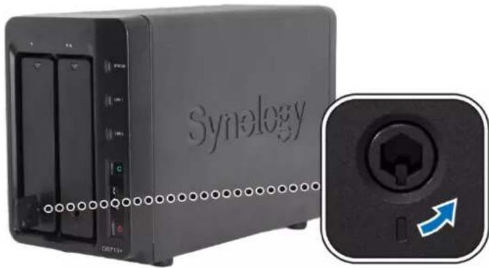 SYNOLOGY DiskStation DS713+ - Installation des disques durs - 1