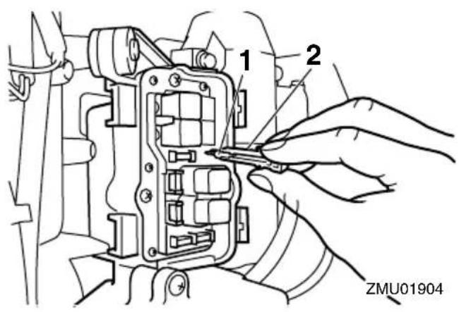 1 2 ZMU01904