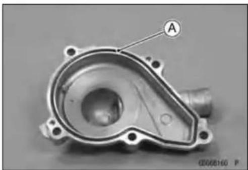 KAWASAKI ER-6n (2006) - WaterPumpInstallation - 5