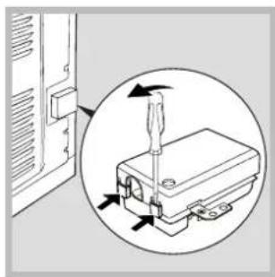Hotpoint Ariston UT 89E P X/HA S - Montaggio del cavo di alimentazione - 1