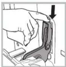 Hotpoint Ariston UT 89E P X/HA S - To remove oven door with soft closing hinges\*: - 6
