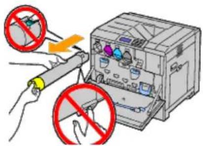 Diagram showing a printer with no stop symbols and a hand holding a scroll, indicating no operation or absence of stop controls.