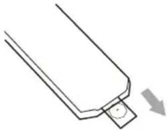 MAXELL DPF101 - Installing and replacing the Remote Control Battery - 1