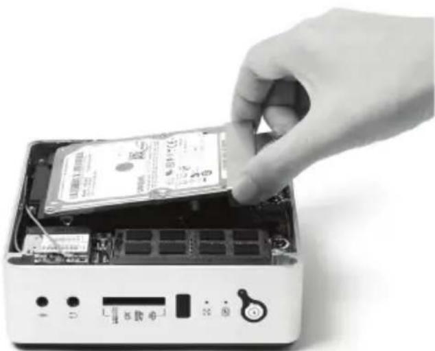 Zotac ZBOX nano VD01 PLUS - Installing a hard disk - 3