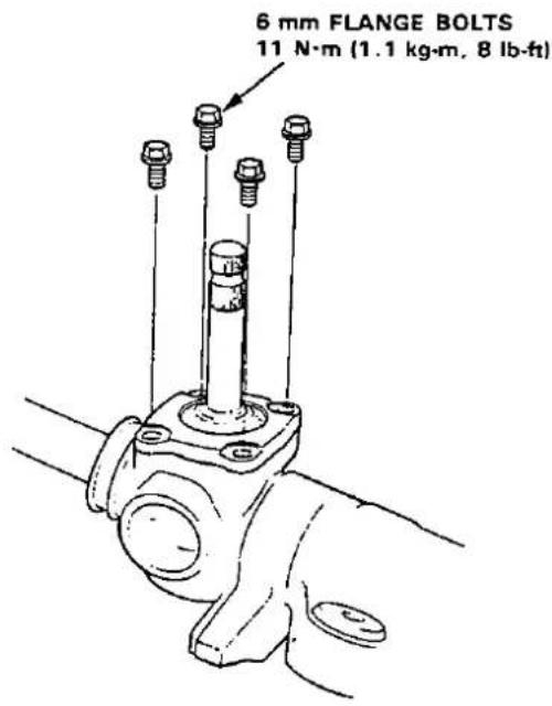 6 mm FLANGE BOLTS 11 N·m (1.1 kg·m, 8 lb-ft)
