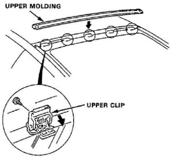 UPPER MOLDING UPPER CLIP