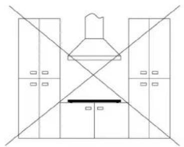 Pure architectural line drawing of a symmetrical room layout with diagonal braces and central furniture (no text or symbols)