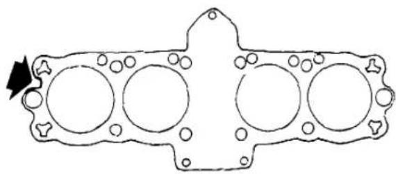 Technical line drawing of an engine cylinder head (no text or symbols)