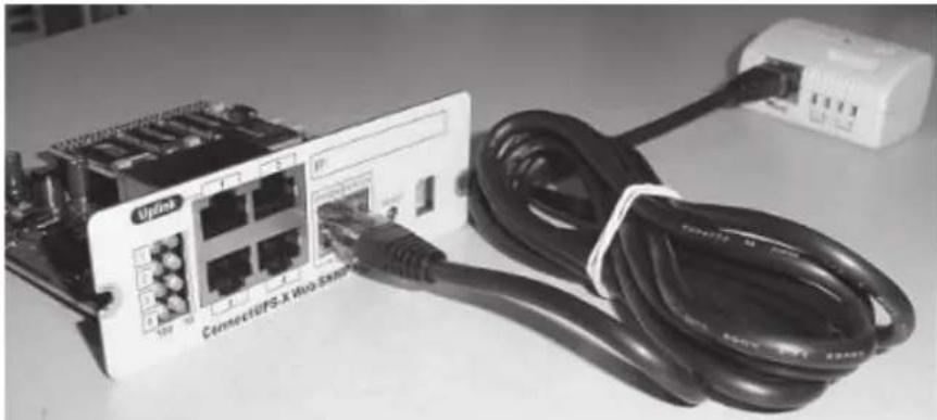 EATON Powerware 9355-8-N-15-32x9Ah - Module SNMP/Web (optionnel) - 1